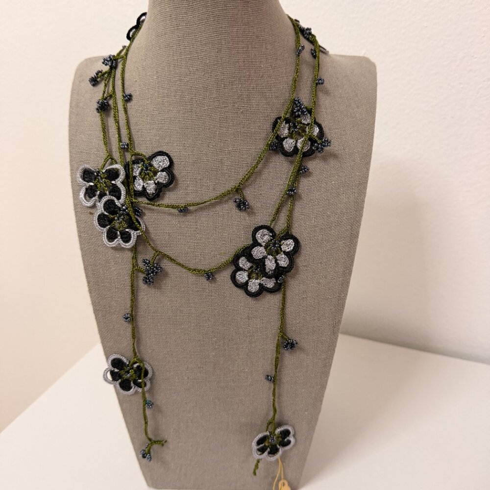 Collectable Traditional Turkish Handcrafted Oya Necklace